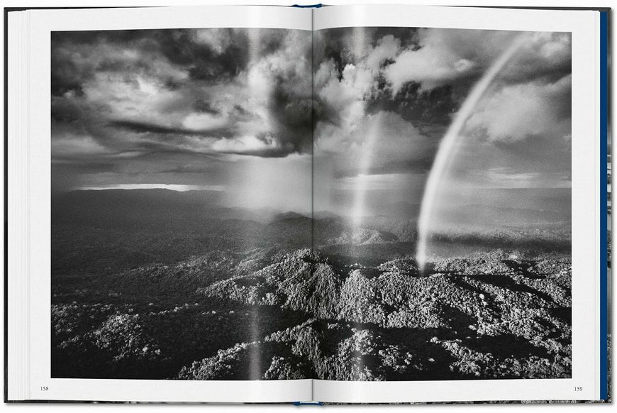 Sebastiao Salgado. Amazonia F012674 фото