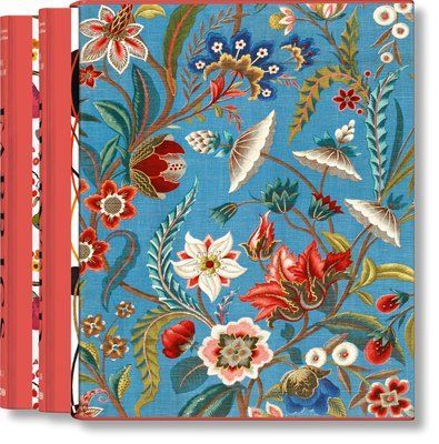 The Book of Printed Fabrics. from the 16th Century Until Today: Eine Geschichte Des Stoffdrucks Vom 16. Jahrhundert Bis Heute Une Histoire Des Tissus Imprimes Du VI Siecle a Nos Jours (1-2) F014037 фото