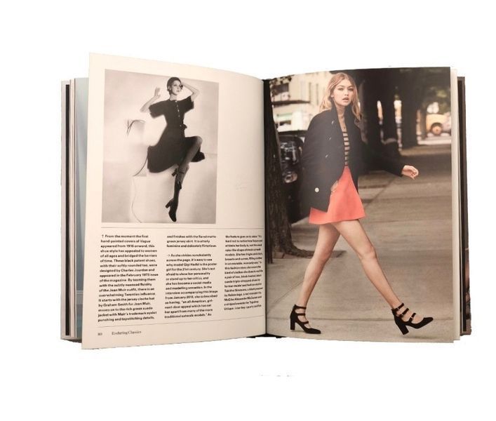 Vogue Essentials: Little Black Dress F010273 фото