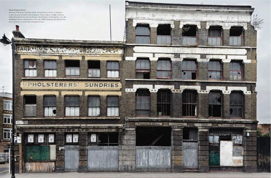 Abandoned London: Discover the Hidden Secrets of the City in Photographs F012785 фото
