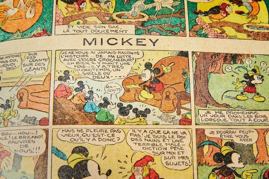 Walt Disney's Mickey Mouse. The Ultimate History F010344 фото