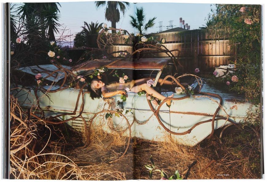 Eat the Sun: From Dusk to Dawn with Photographer Floria Sigismondi F001474 фото