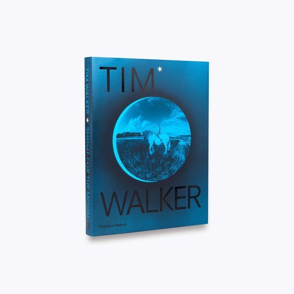Tim Walker: Shoot for the Moon F001243 фото