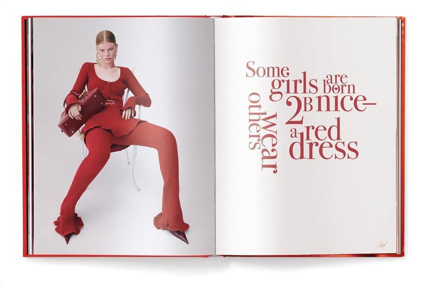 The Red Book (Fashion, Styles & Stories) F014156 фото