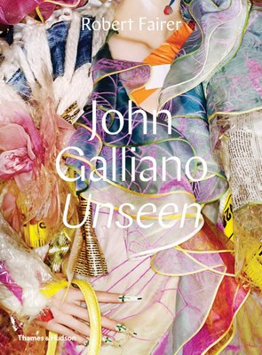 John Galliano: Unseen F005767 фото