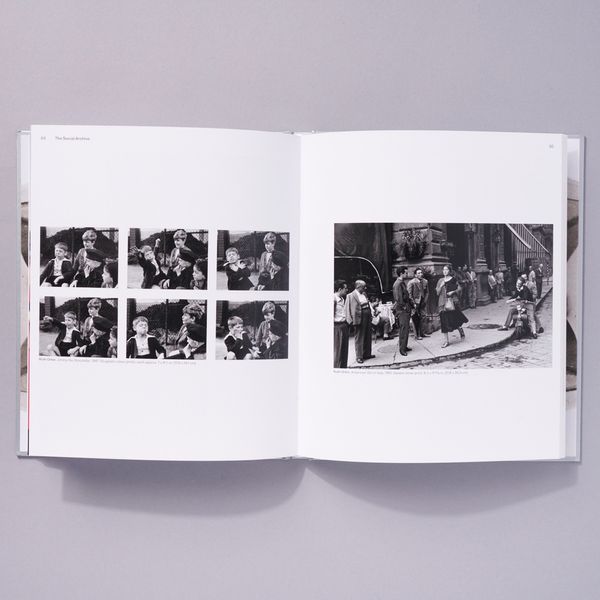 Our Selves: Photographs by Women Artists F014061 фото