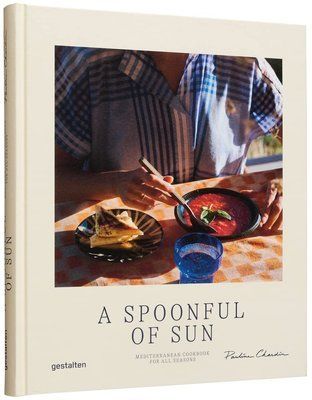 A Spoonful of Sun: Mediterranean Cookbook For All Seasons F008844 фото