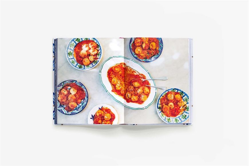 Italian Coastal: Recipes and Stories from Where the Land Meets the Sea F013037 фото
